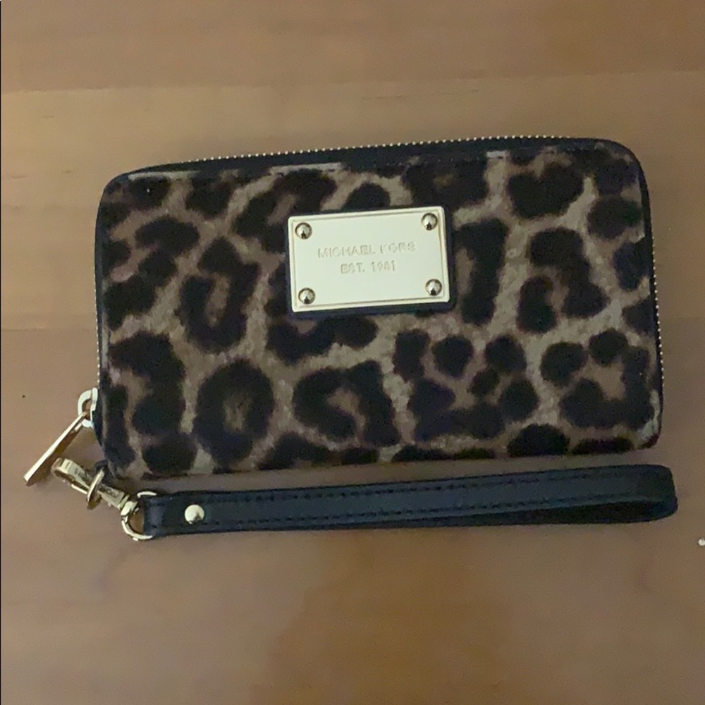 Michael Kors Calf Skin Leather wristlet